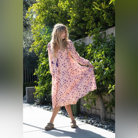 New with tags Gorgeous Blue Boheme Floral Midi Dress with Tassel Detail size S/M - Picture 3 of 8